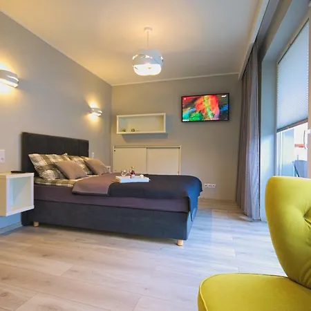 Limonkowy アパート ダルウフコ